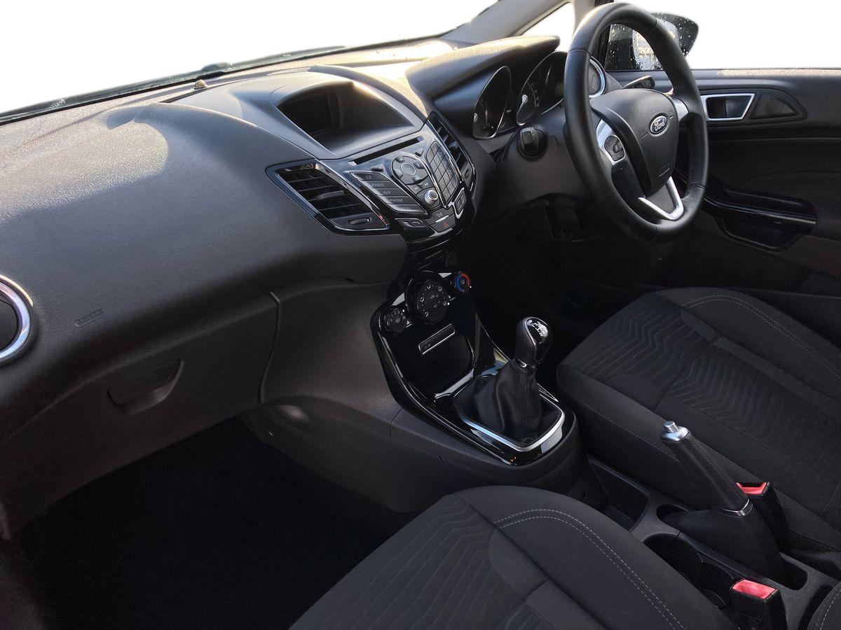 Used Ford Fiesta 2016 for sale - 77159504: Photo 7