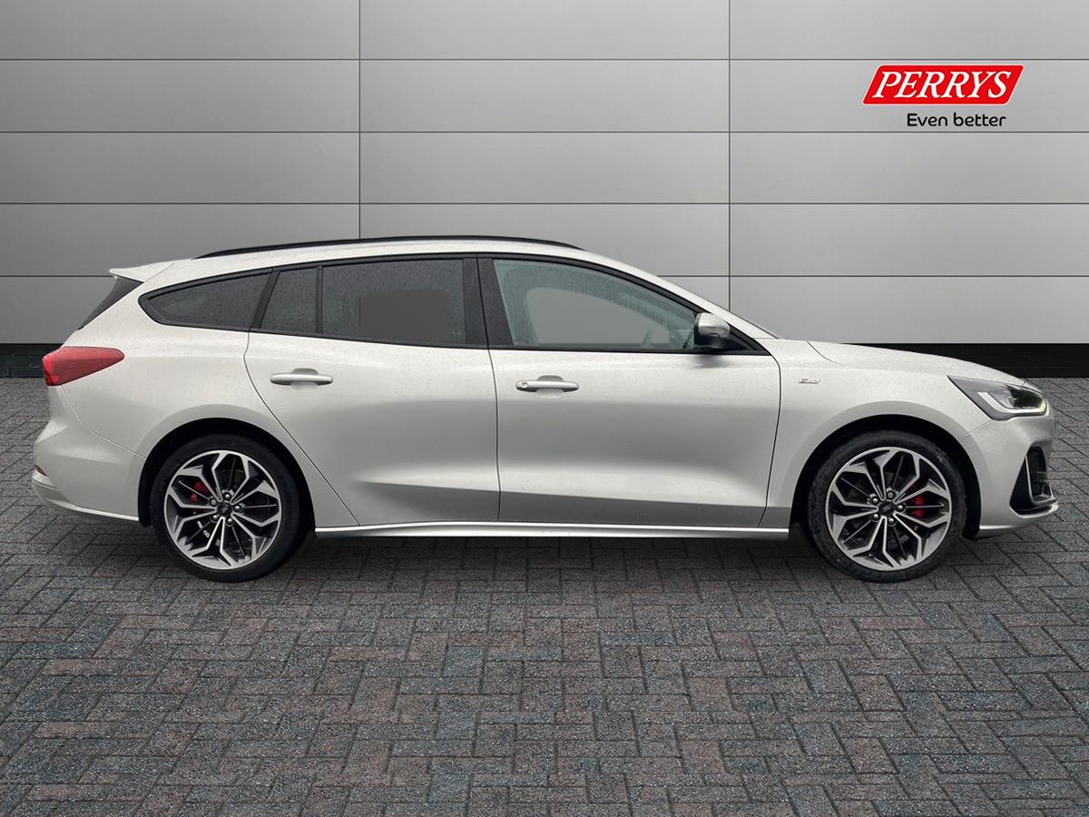 Used Ford Focus 2022 for sale - 76288175: Photo 3