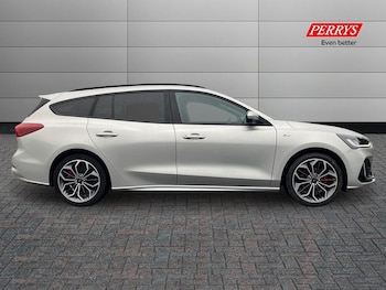 Used Ford Focus 2022 for sale - 76288175: Photo