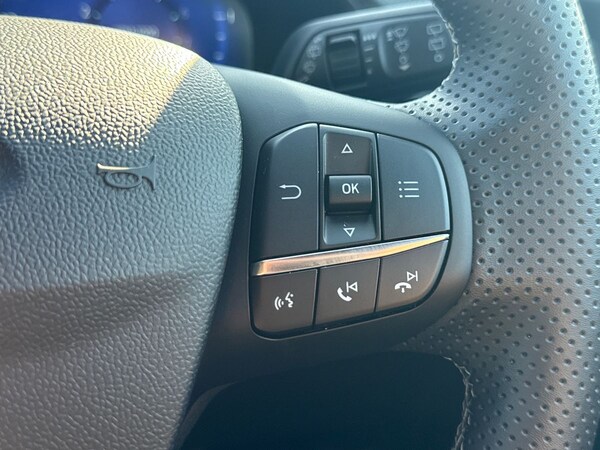 Used Ford Puma 2023 for sale - 75510928: Photo 39
