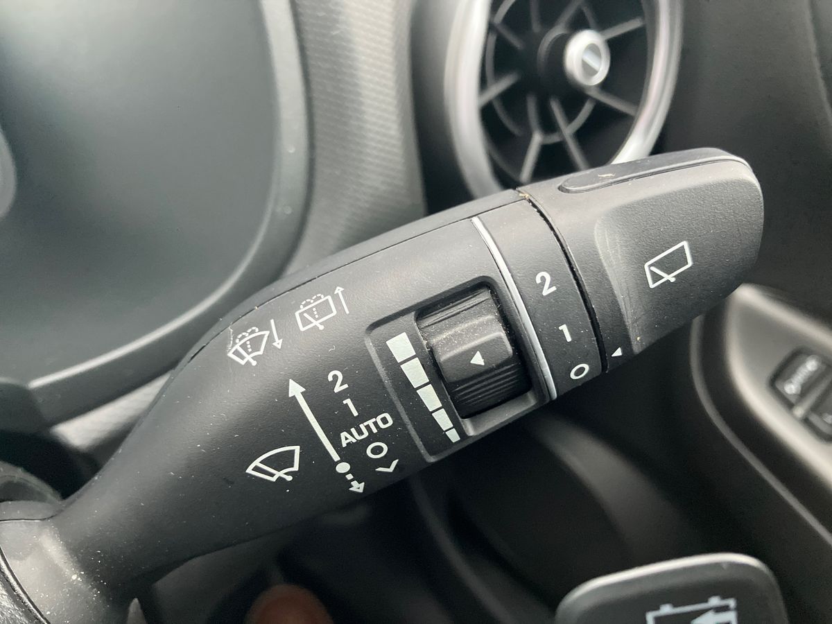 Used Hyundai KONA 2022 for sale - 76220109: Photo 35