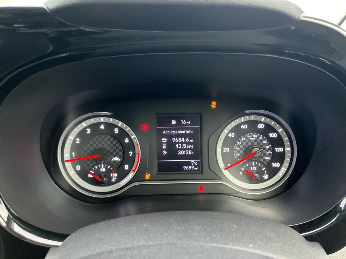 Used Hyundai i10 2022 for sale - 77283373: Photo 14