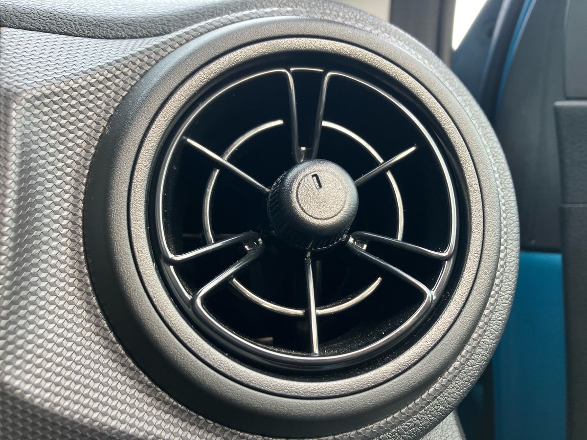 Used Hyundai i10 2022 for sale - 77283373: Photo 33