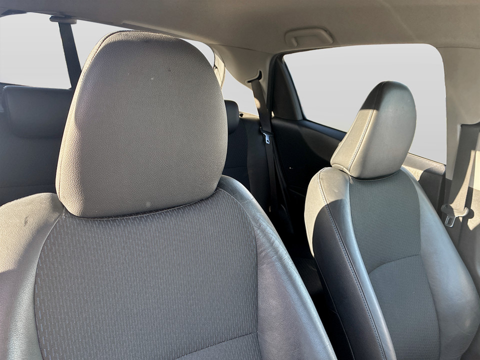 Used Toyota Yaris 2012 for sale - 77916599: Photo 13