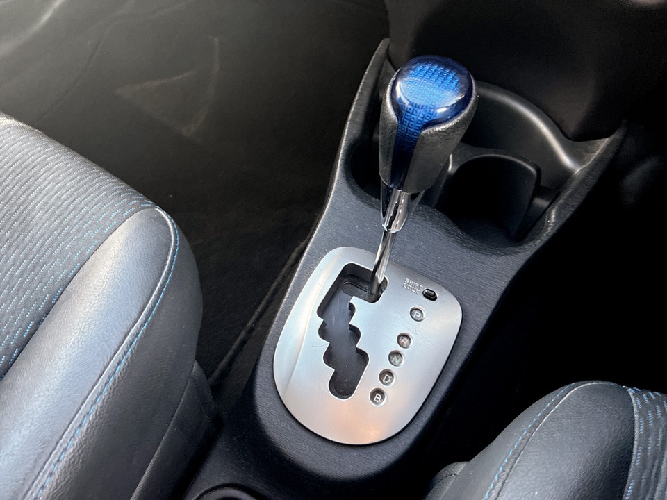 Used Toyota Yaris 2012 for sale - 77916599: Photo 23