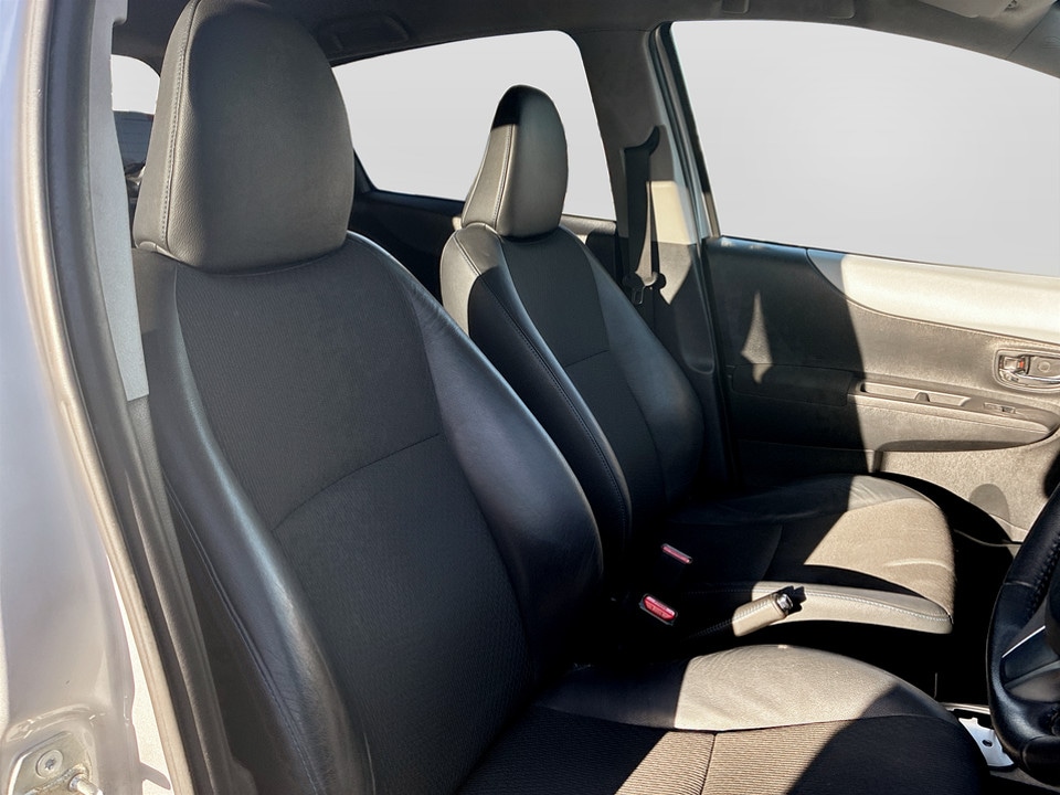 Used Toyota Yaris 2012 for sale - 77916599: Photo 24