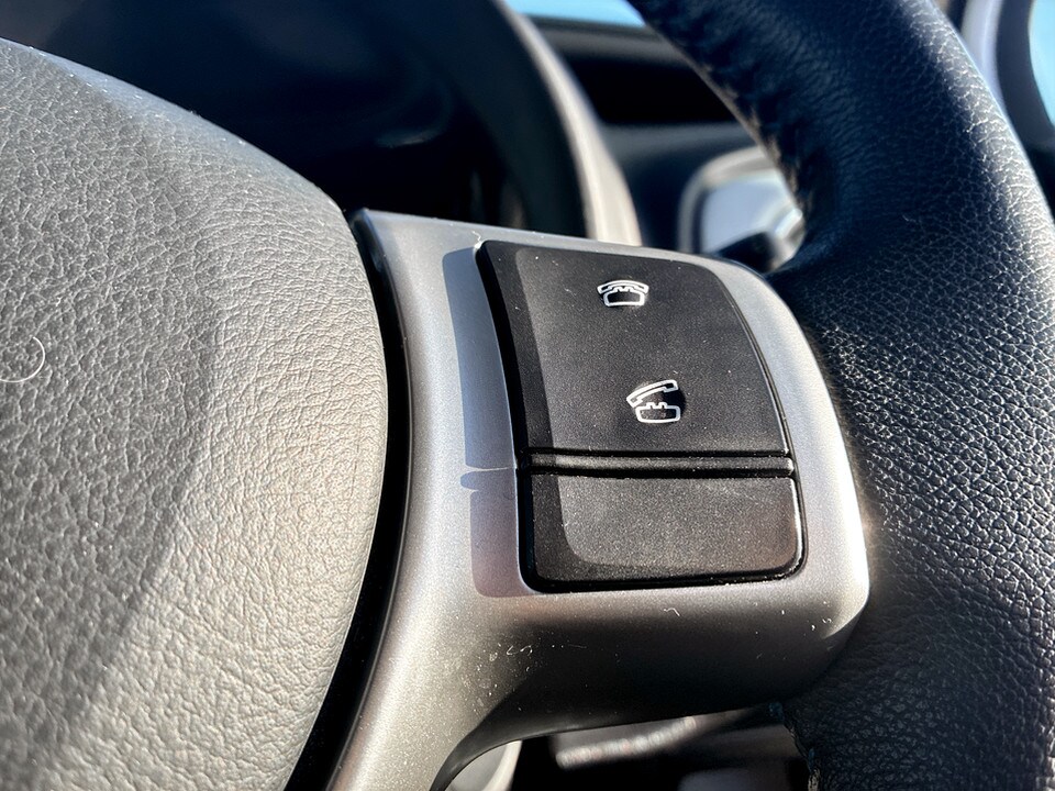 Used Toyota Yaris 2012 for sale - 77916599: Photo 32