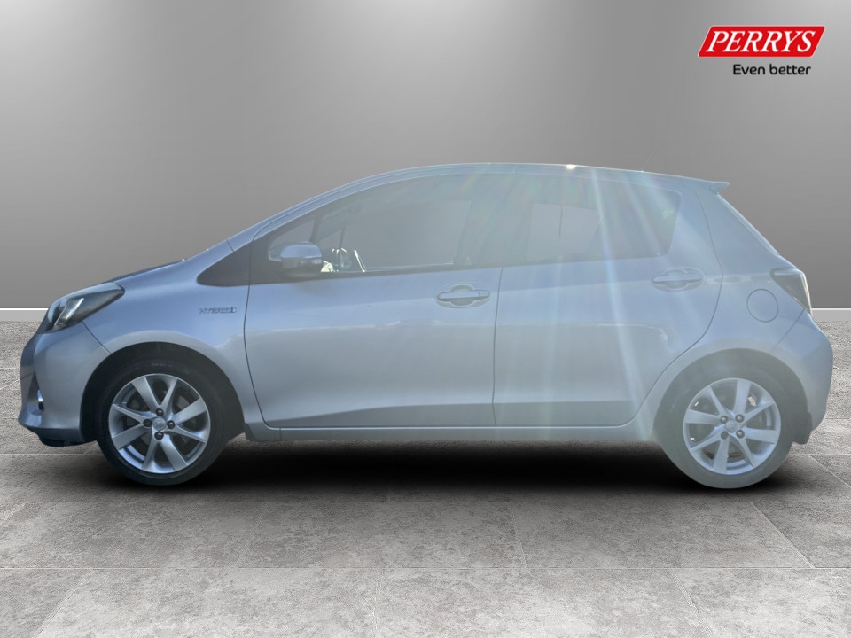Used Toyota Yaris 2012 for sale - 77916599: Photo 4