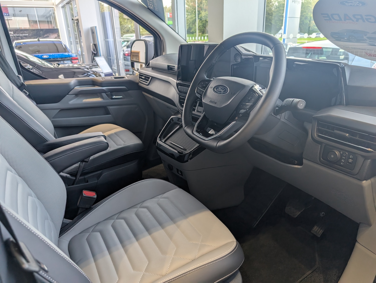 Used Ford Tourneo Custom 2025 for sale - 76022580: Photo 5