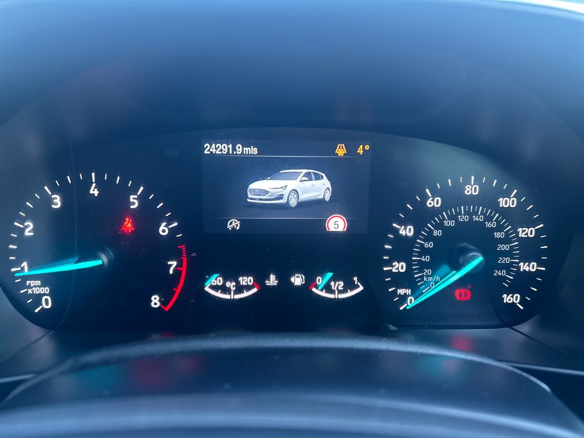 Used Ford Focus 2023 for sale - 76588802: Photo 15