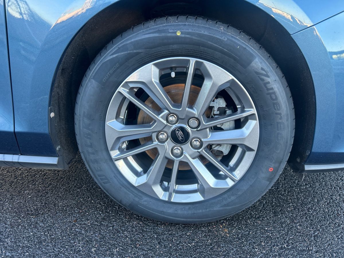 Used Ford Focus 2023 for sale - 76588802: Photo 8