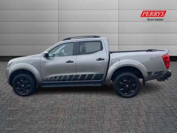 Used Nissan Navara 2021 for sale - 74926637: Photo