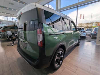 Used Ford Tourneo Courier 2026 for sale - 76230603: Photo