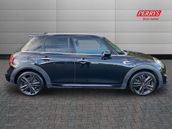 Used MINI Hatch 2020 for sale - 76777556: Photo