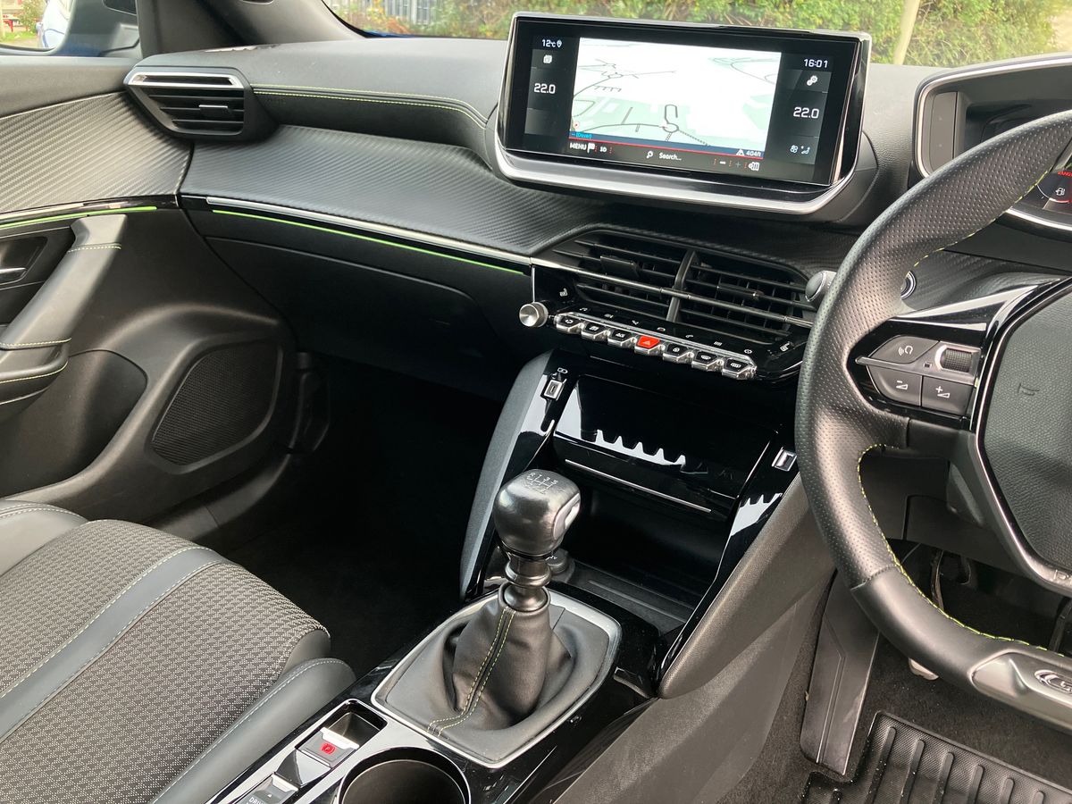 Used Peugeot 2008 2022 for sale - 76272395: Photo 17