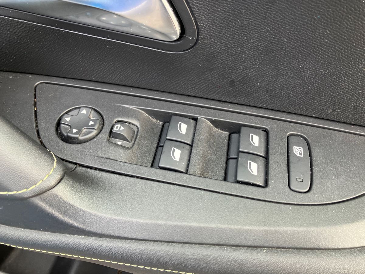 Used Peugeot 2008 2022 for sale - 76272395: Photo 18