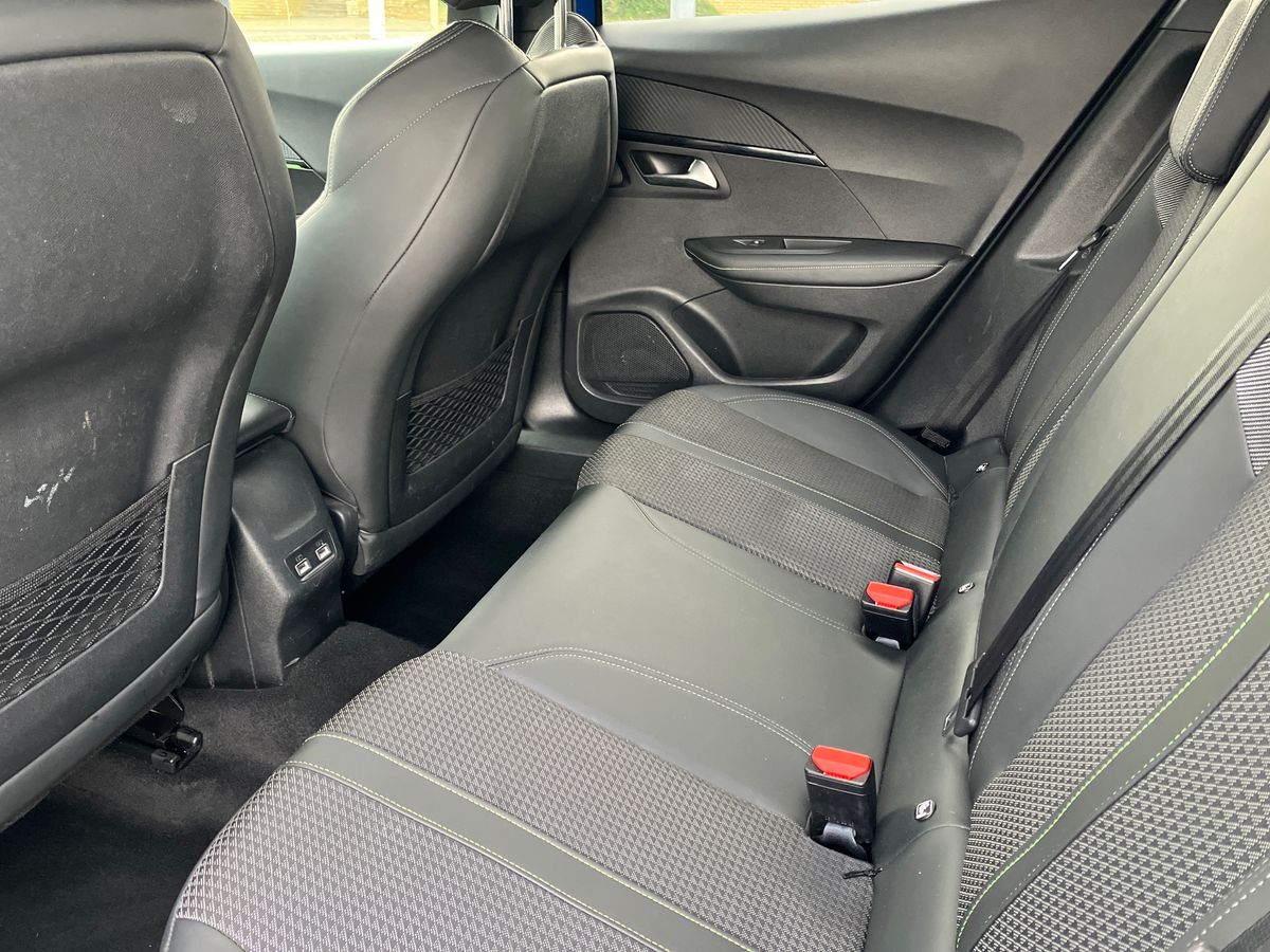 Used Peugeot 2008 2022 for sale - 76272395: Photo 28