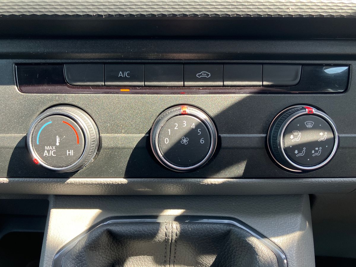 Used Volkswagen Transporter 2023 for sale - 77283264: Photo 14