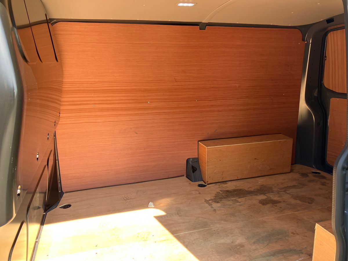 Used Volkswagen Transporter 2023 for sale - 77283264: Photo 37