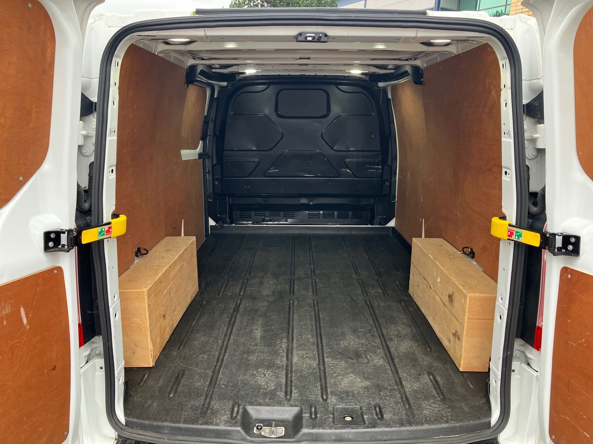 Used Ford Transit Custom 2020 for sale - 75898319: Photo 17