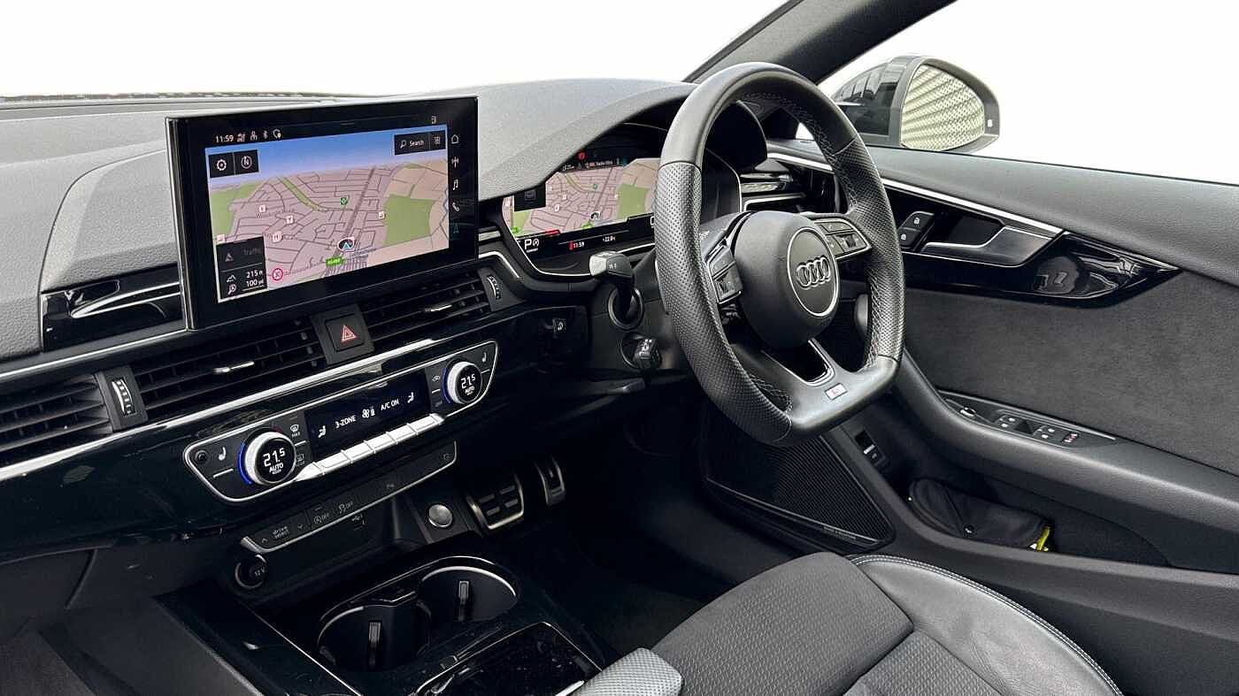 Used Audi A4 2022 for sale - 76674698: Photo 2