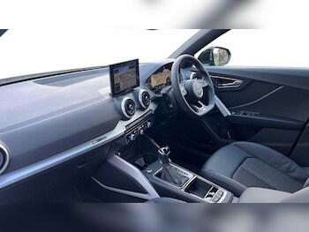 Used Audi Q2 2025 for sale - 77032545: Photo