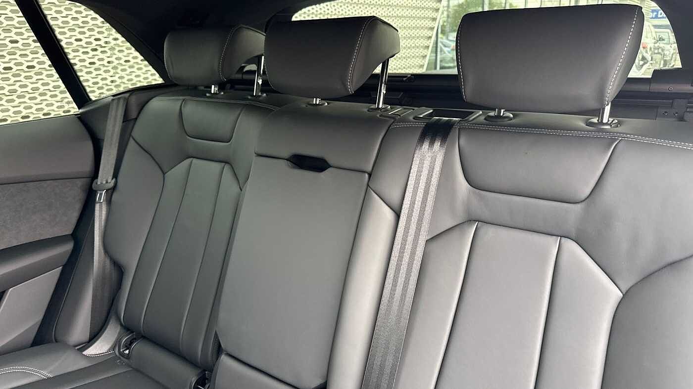 Used Audi Q8 2025 for sale - 76678669: Photo 16