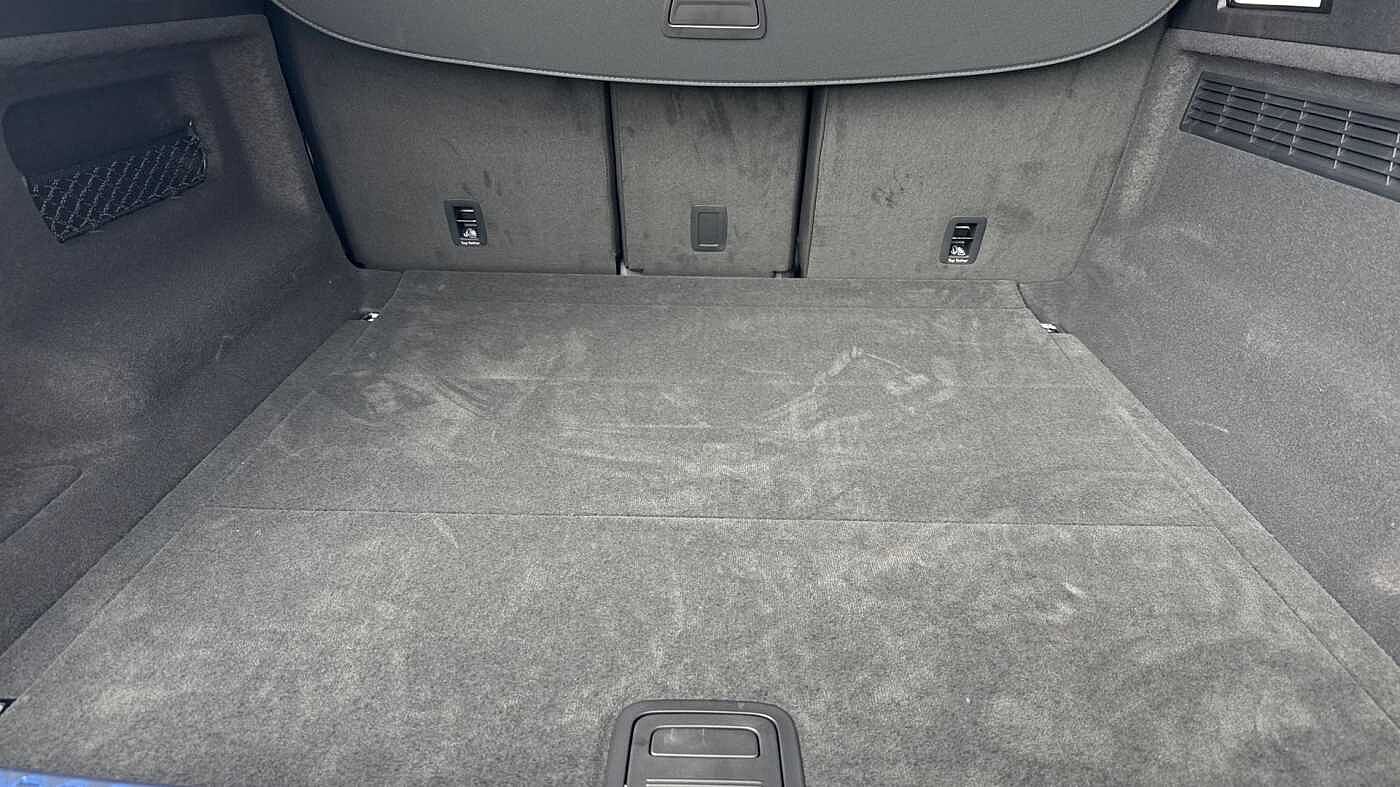 Used Audi Q8 2025 for sale - 76678669: Photo 21