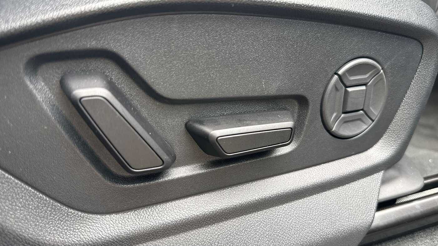 Used Audi Q8 2025 for sale - 76678669: Photo 23