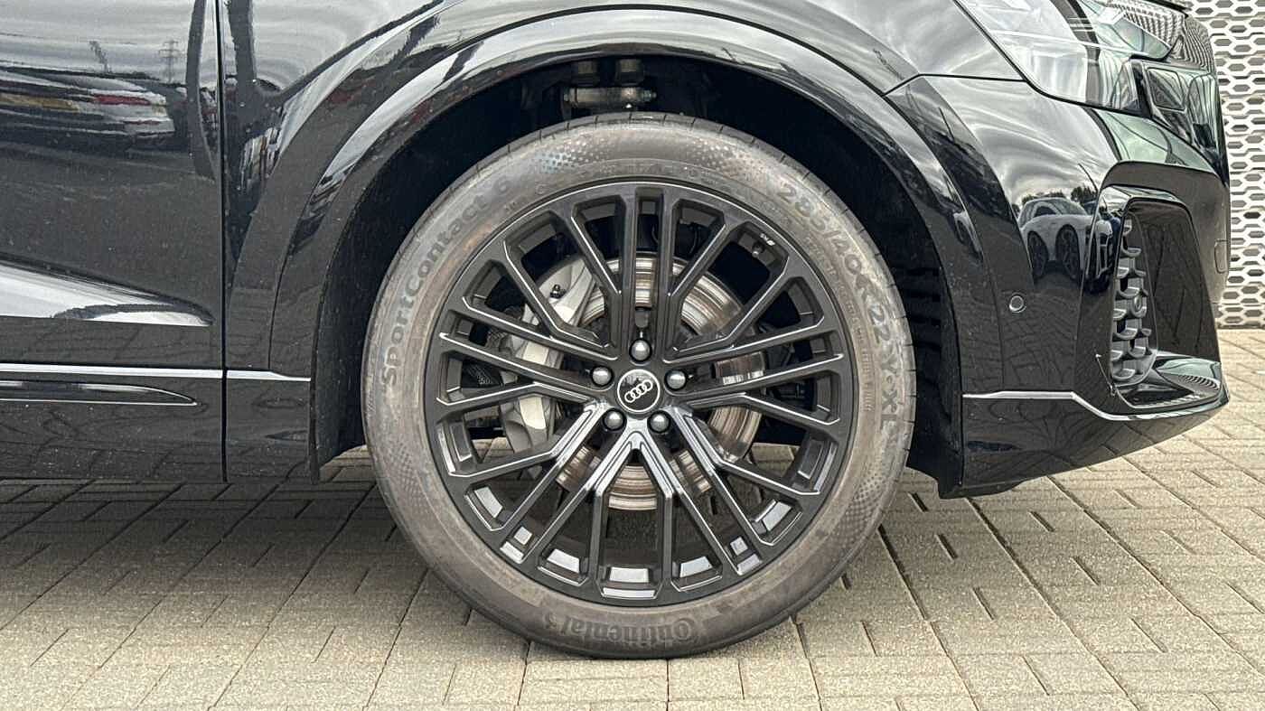 Used Audi Q8 2025 for sale - 76678669: Photo 5