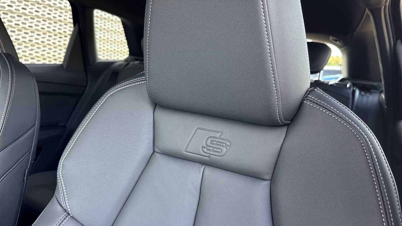 Used Audi Q4 e-tron 2025 for sale - 78080556: Photo 9