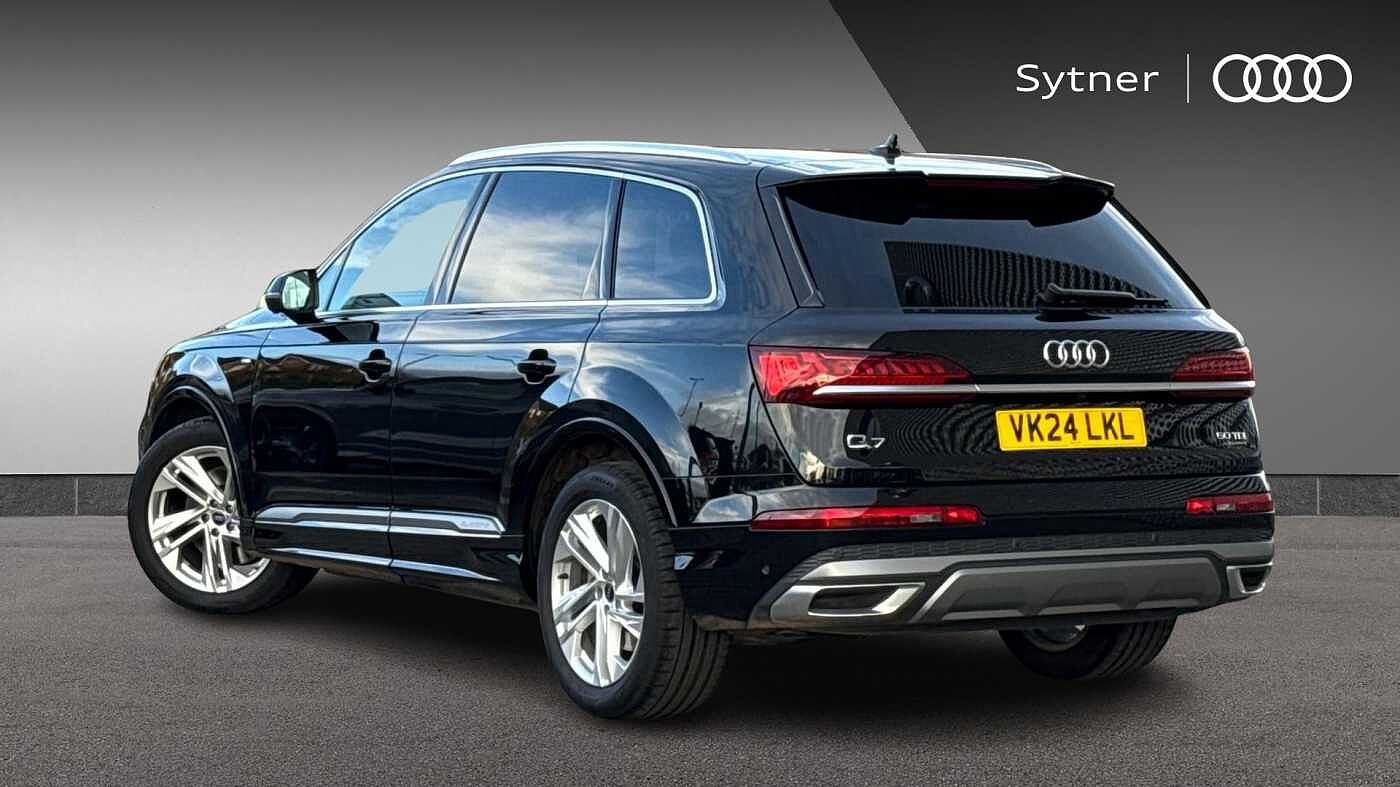 Used Audi Q7 2024 for sale - 76677130: Photo 3