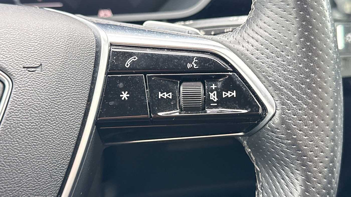 Used Audi e-tron 2021 for sale - 76674056: Photo 18