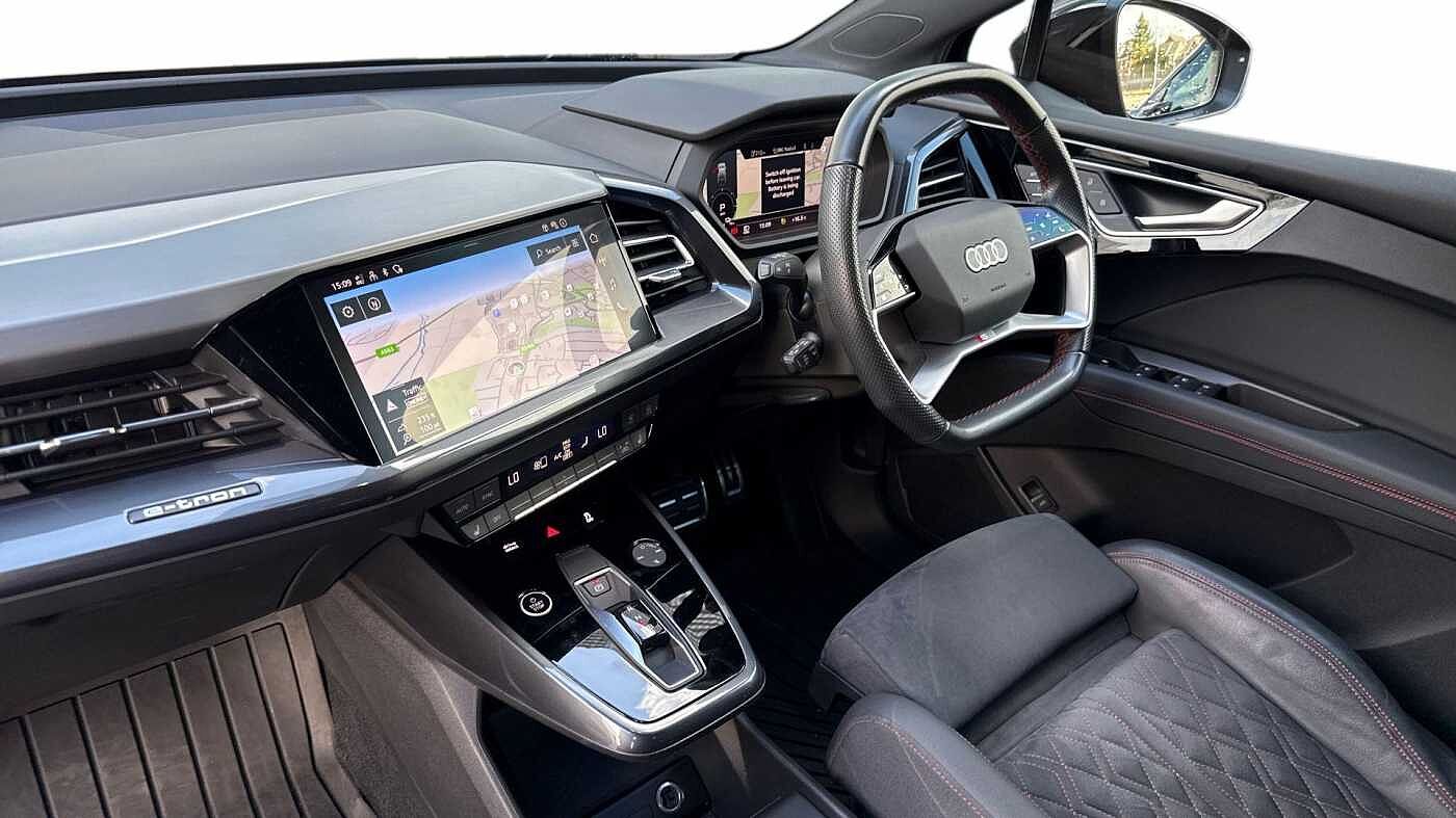 Used Audi Q4 e-tron 2024 for sale - 76678423: Photo 2