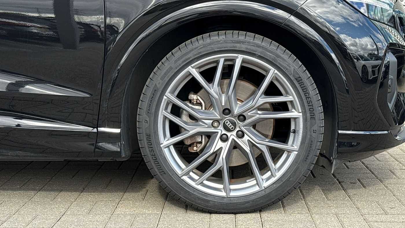 Used Audi Q4 e-tron 2024 for sale - 76678423: Photo 5