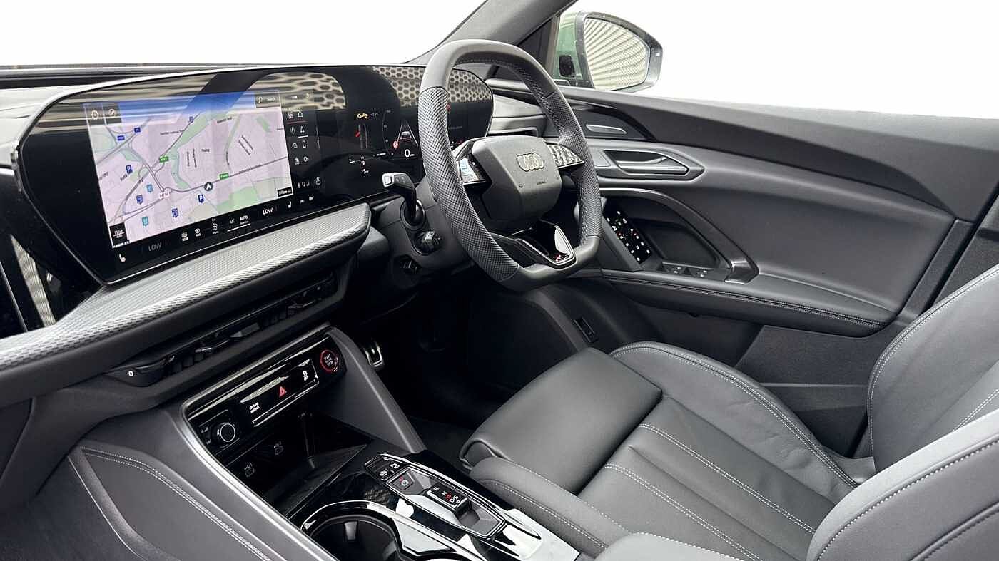 Used Audi Q5 2025 for sale - 76679139: Photo 2