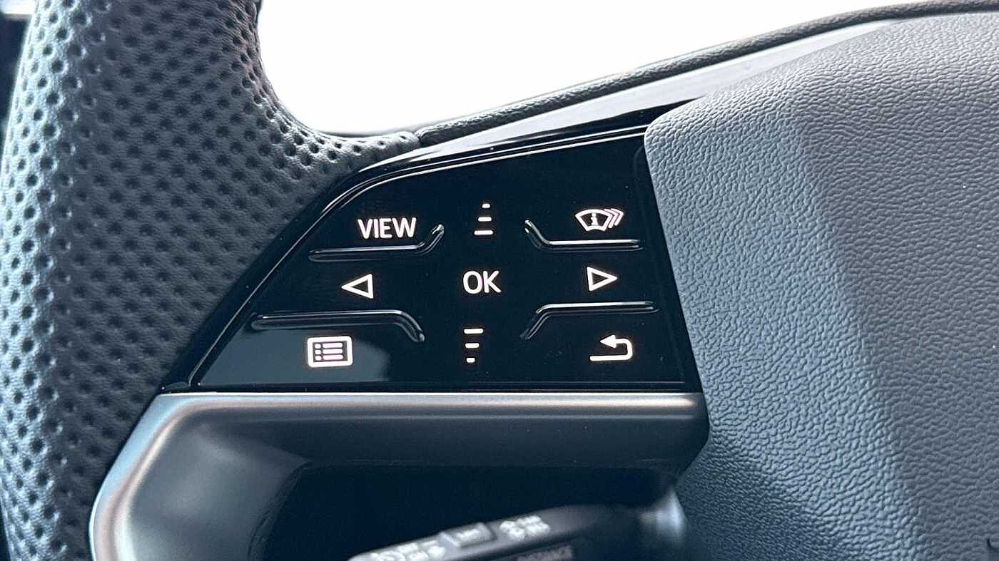 Used Audi Q4 e-tron 2025 for sale - 76679620: Photo 17