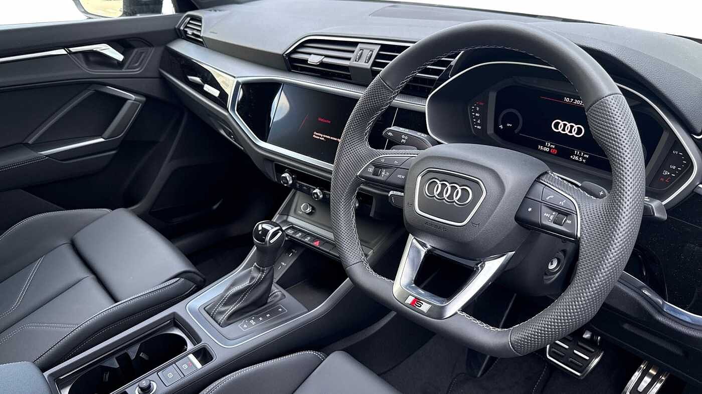 Used Audi Q3 2025 for sale - 76679747: Photo 6