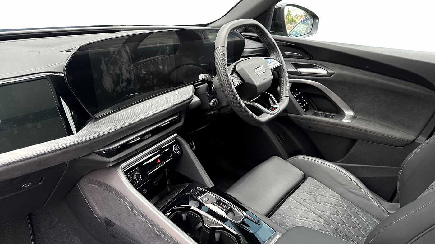 Used Audi Q5 2025 for sale - 76679678: Photo 2