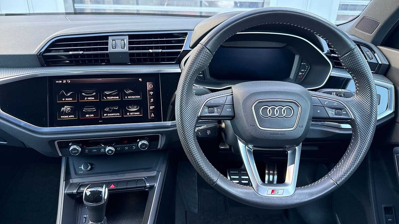 Used Audi Q3 2019 for sale - 76673779: Photo 10