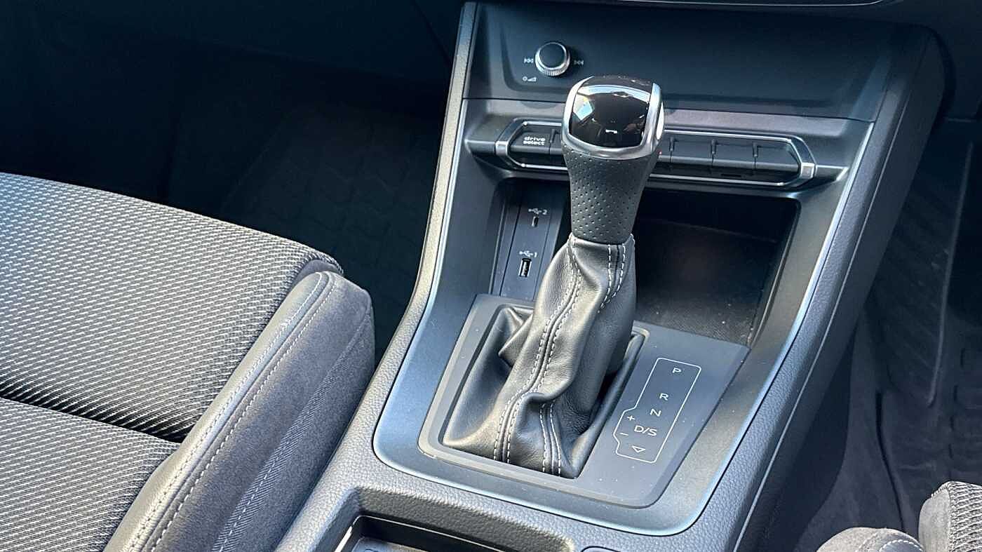 Used Audi Q3 2019 for sale - 76673779: Photo 14