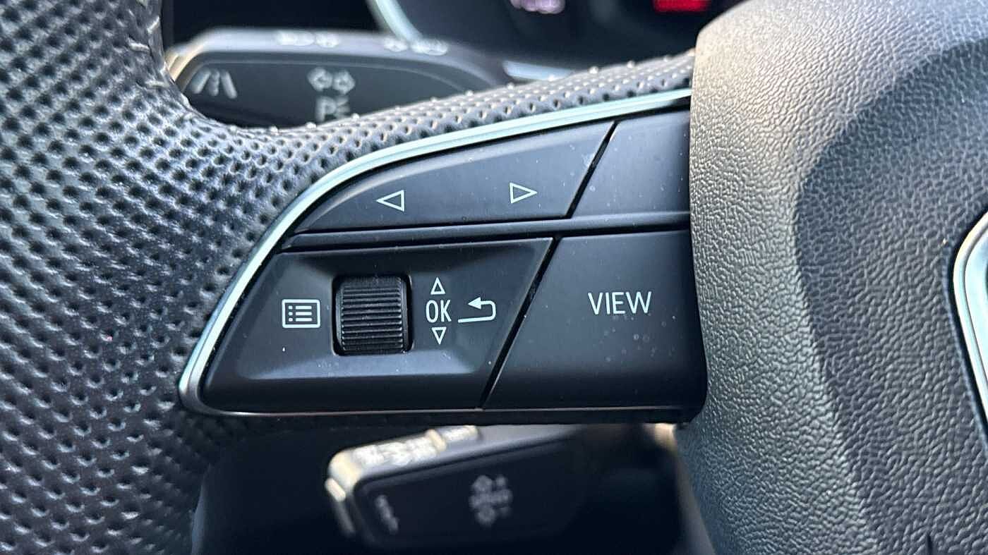 Used Audi Q3 2019 for sale - 76673779: Photo 17