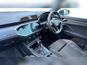 Used Audi Q3 2019 for sale - 76673779: Photo