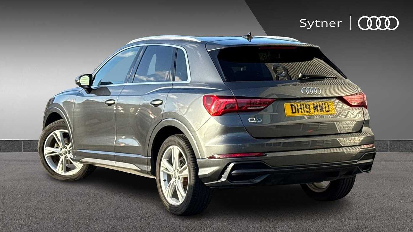 Used Audi Q3 2019 for sale - 76673779: Photo 3