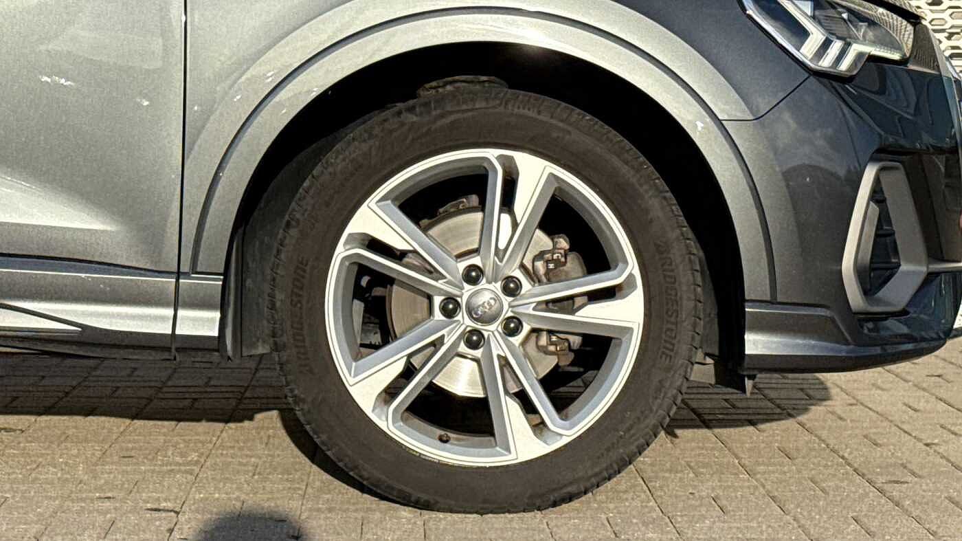 Used Audi Q3 2019 for sale - 76673779: Photo 5