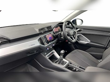 Used Audi Q3 2022 for sale - 77428012: Photo