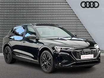 Used Audi Q8 2023 for sale - 78433519: Photo