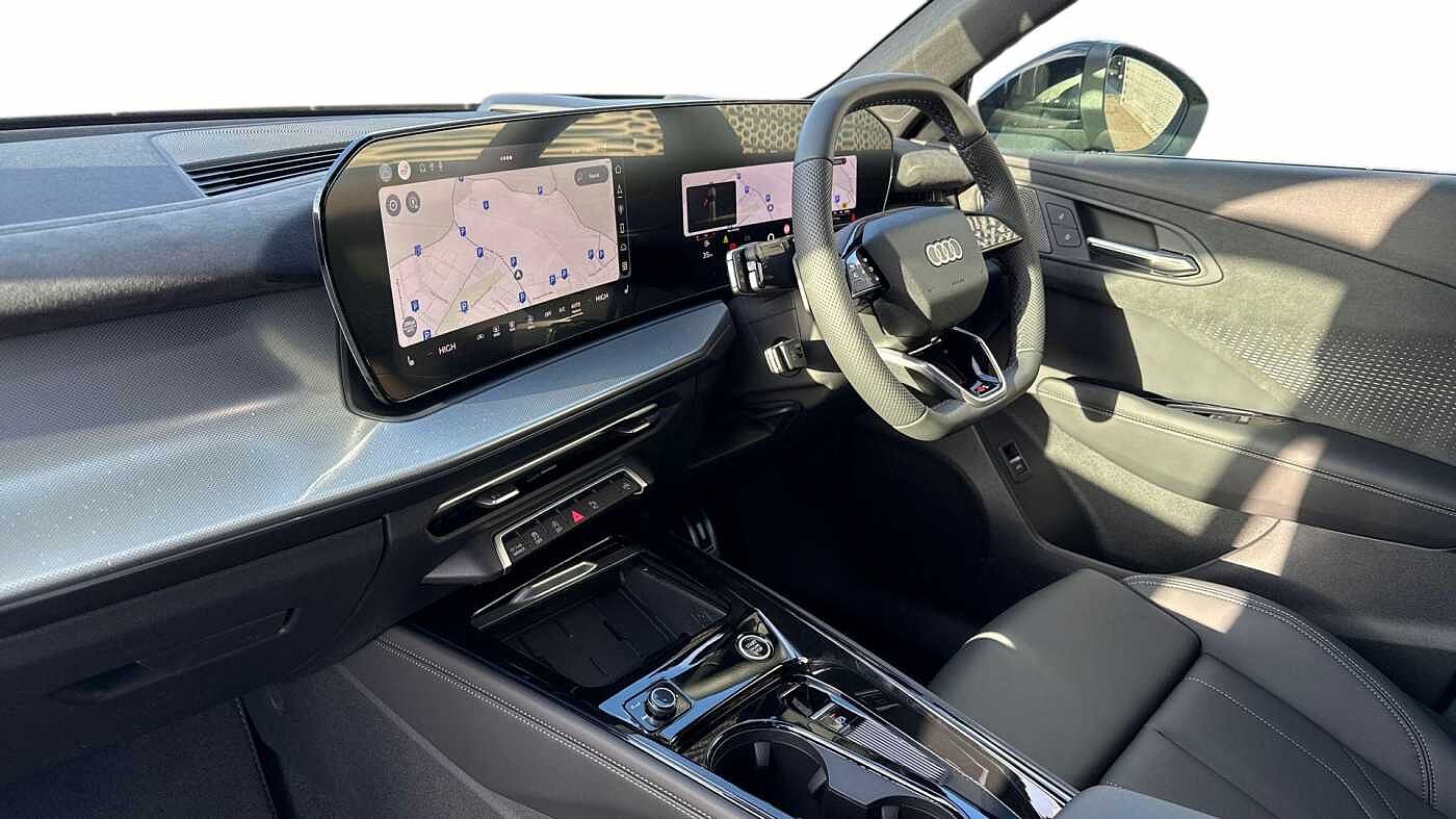 Used Audi Q3 2026 for sale - 77649605: Photo 2