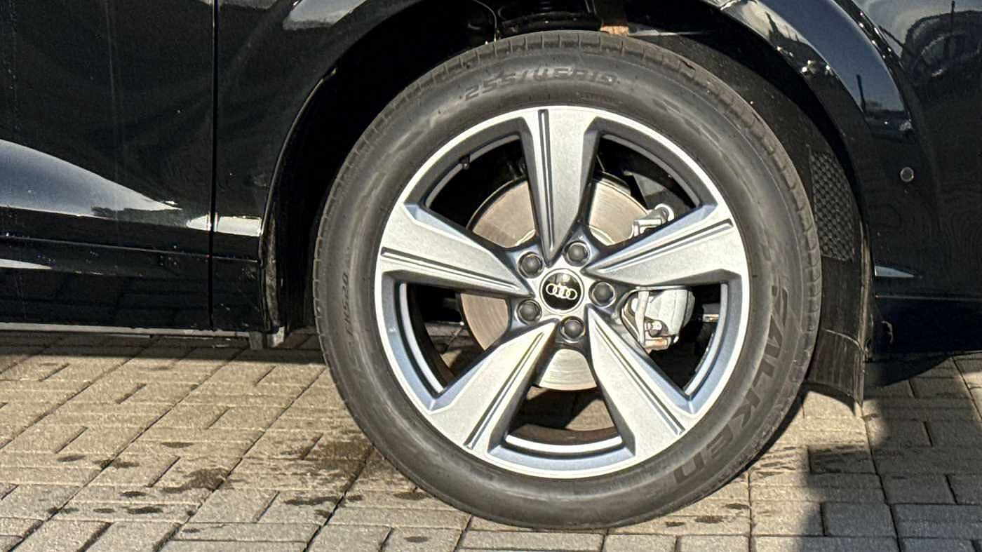 Used Audi Q3 2026 for sale - 77649605: Photo 5