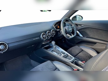 Used Audi TT 2020 for sale - 76805090: Photo